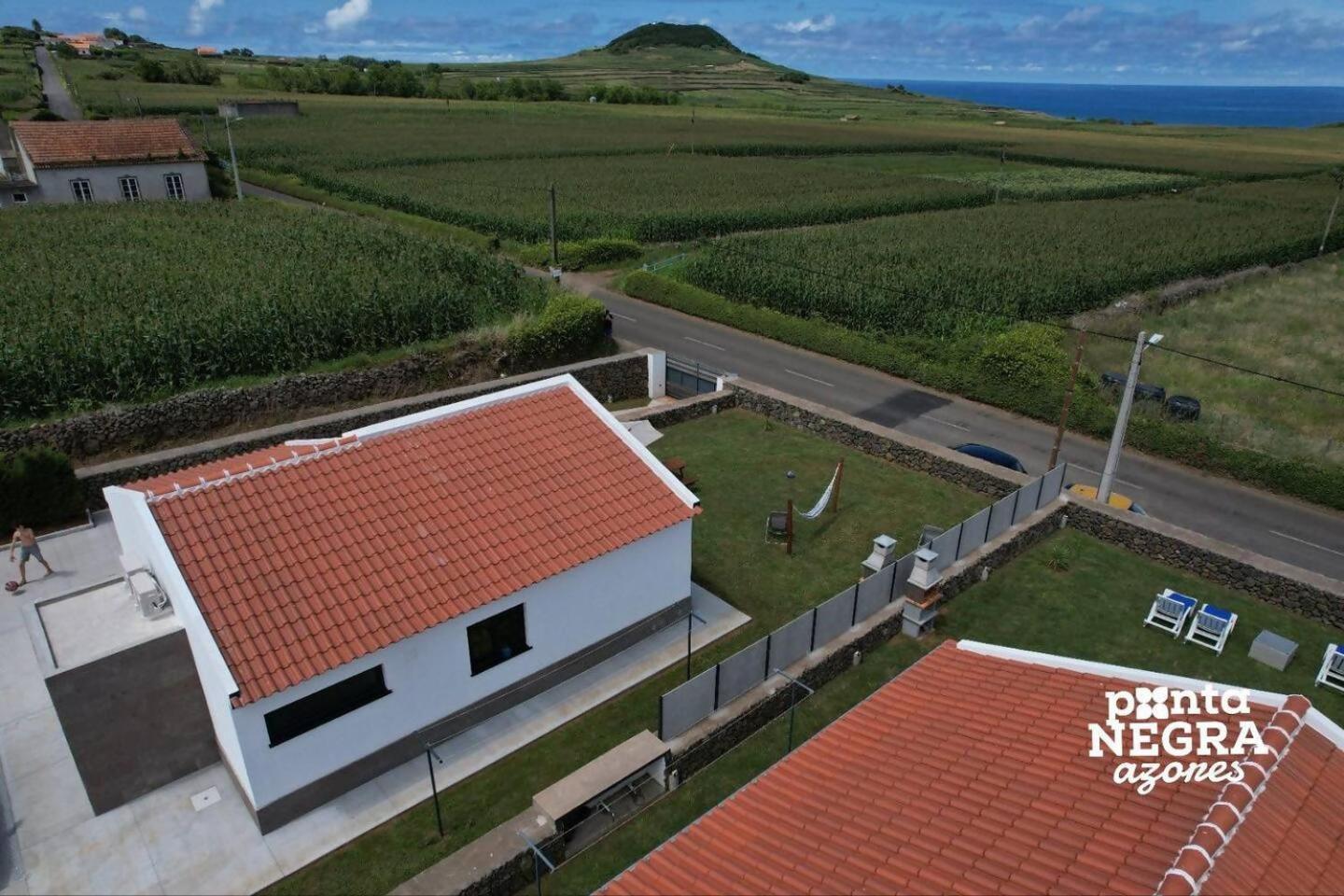 Photography House By Pontanegraazores Altares ภายนอก รูปภาพ