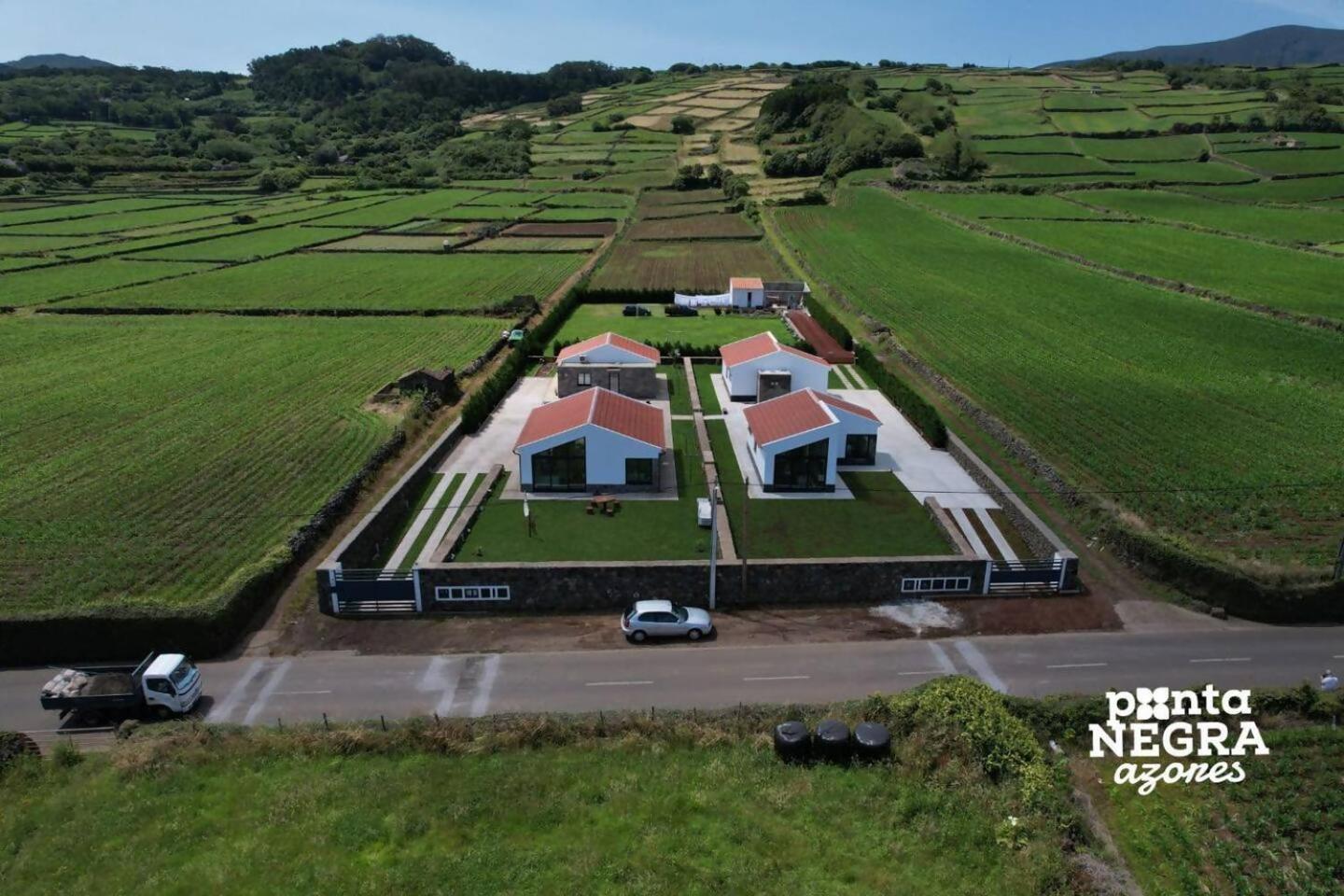 Photography House By Pontanegraazores Altares ภายนอก รูปภาพ